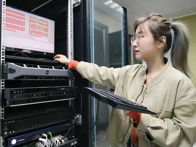 網(wǎng)信工作先進(jìn)展示|網(wǎng)信沃土綻放的青春之花--記長(zhǎng)航局2021年度網(wǎng)信工作先進(jìn)個(gè)人 管靜